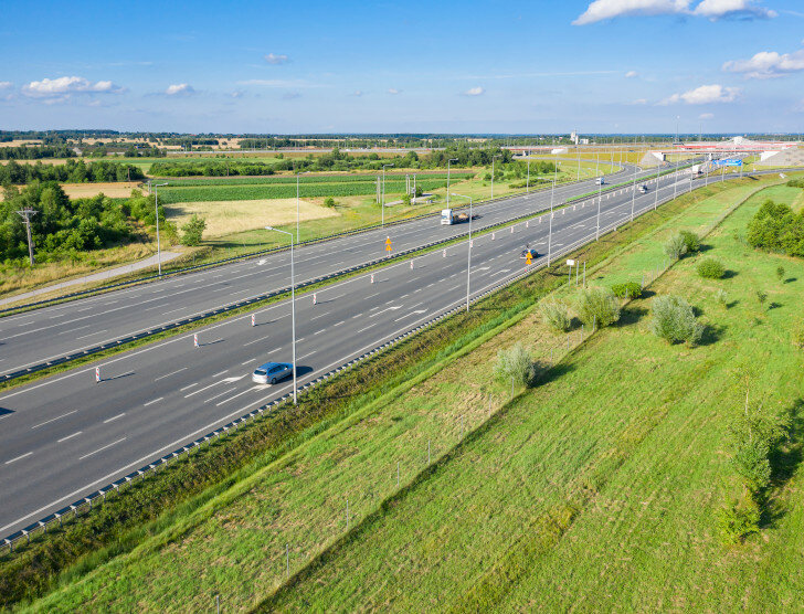 Przejazd autostradą A2 w 2024 roku – opłaty i ważne informacje